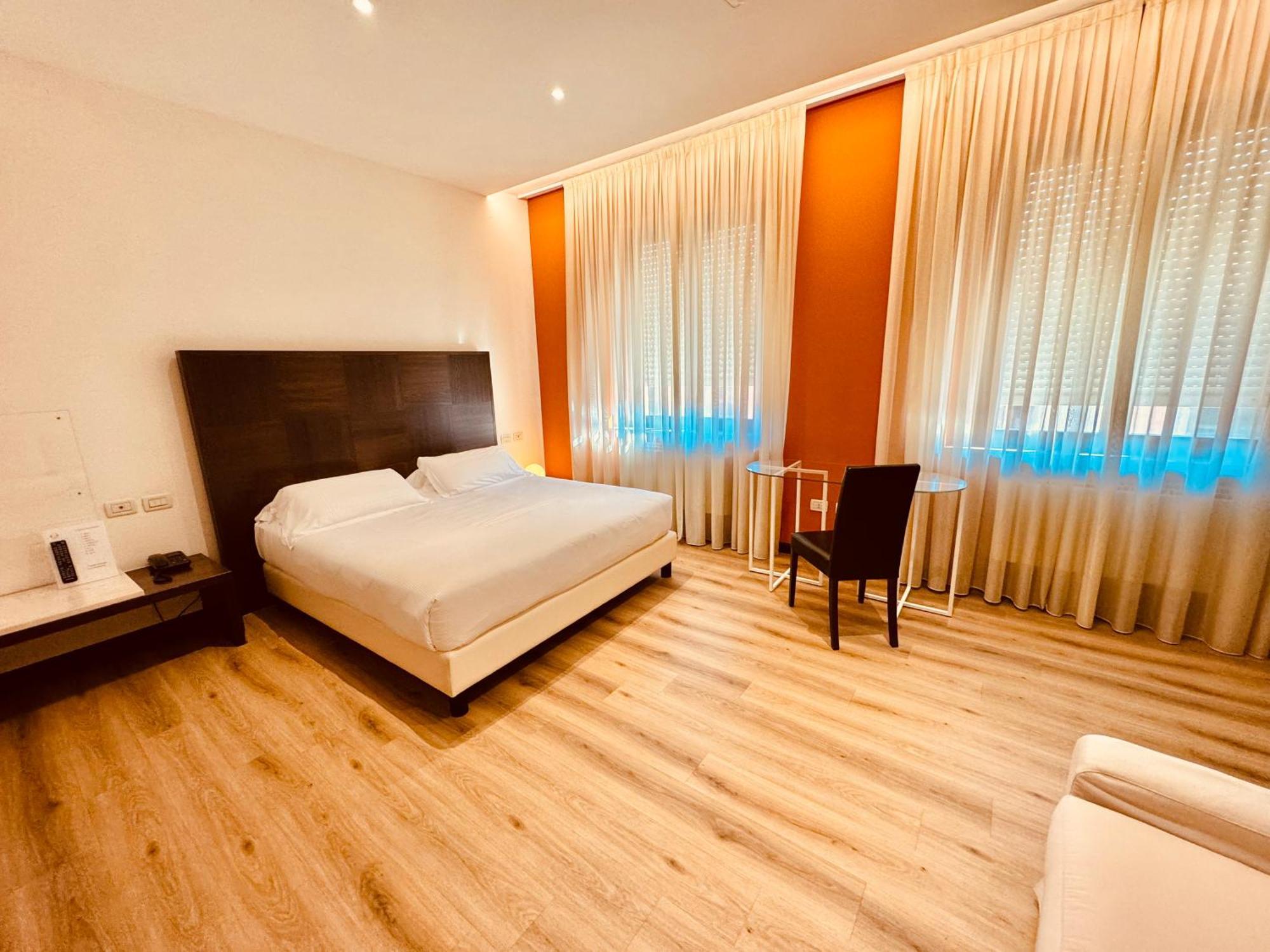 Hotel Pex Mantua Buitenkant foto